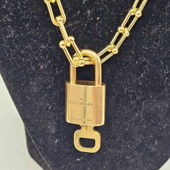 Authentic Louis Vuitton Lock & Key w/ Unbranded Gold Plated Gold Chain Necklace - Picture 7 of 12